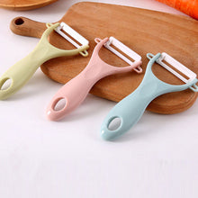 Load image into Gallery viewer, 1pcs Creative Ceramic Fruit Knife Vegetable Fast Peeler Home Kitchen Tools